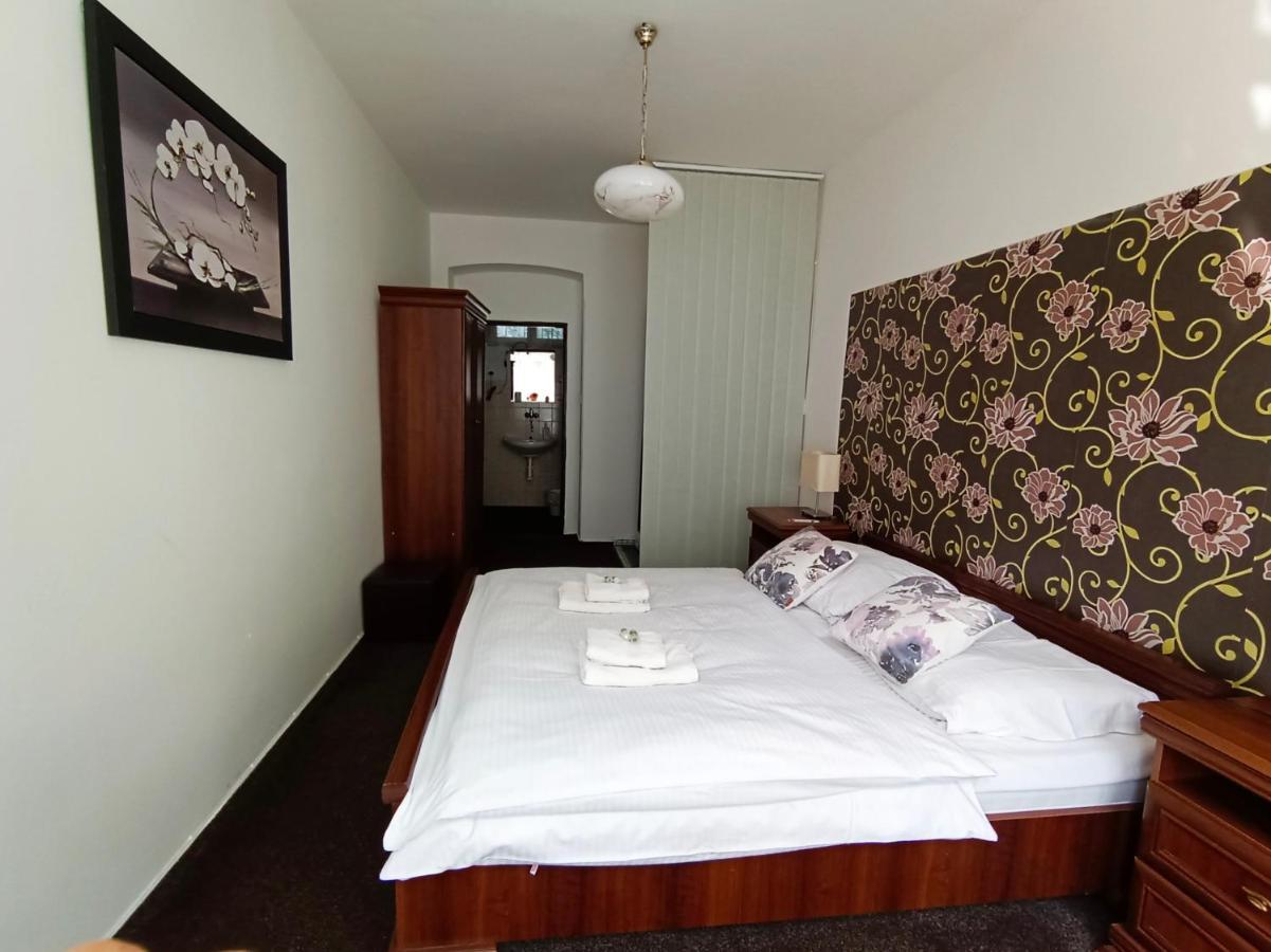 Hotel Labe Грженско Екстер'єр фото